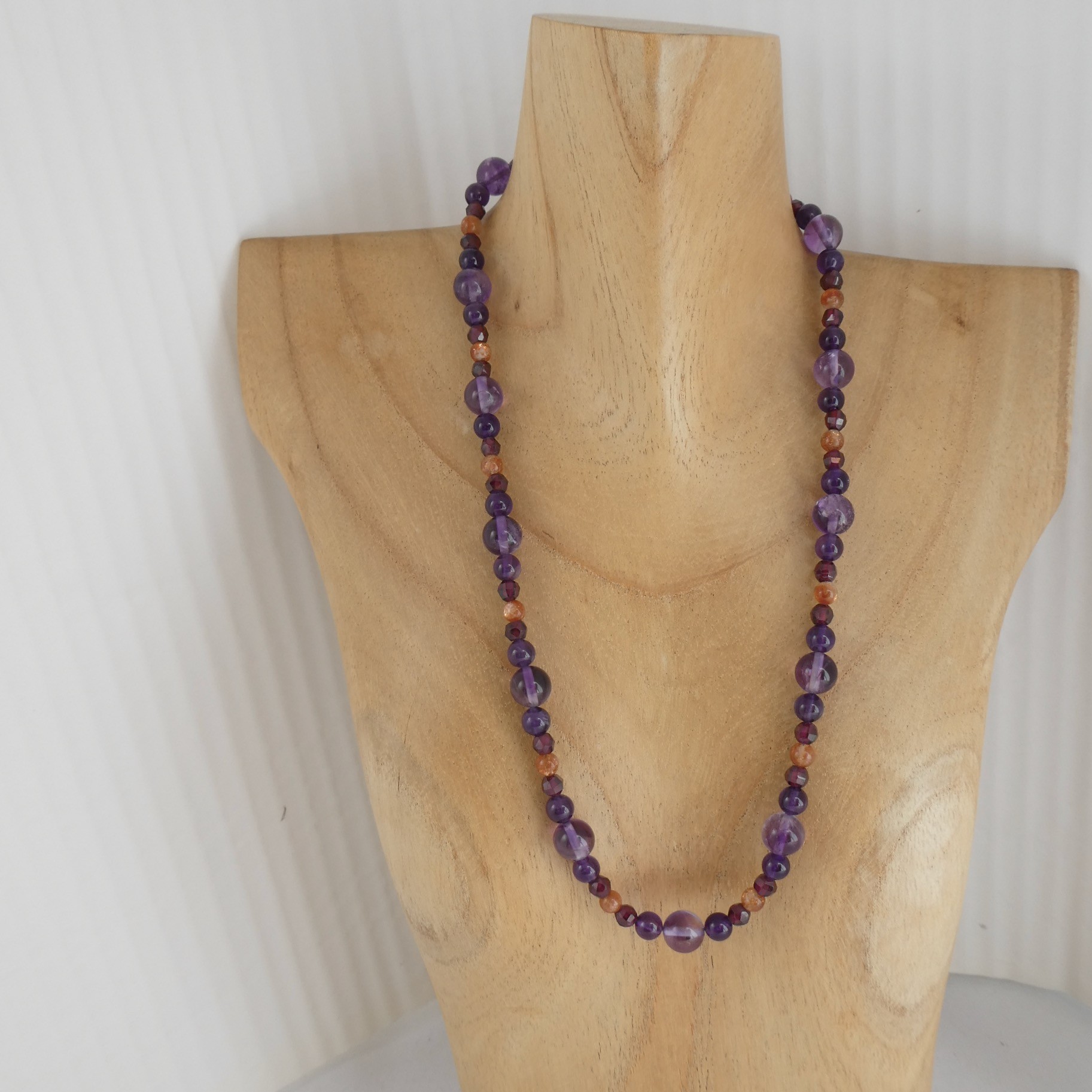 Amethyst - Granat - Sonnenstein Design Edelsteinkette Amethyst - Granat - Sonnenstein Design Edelsteinkette