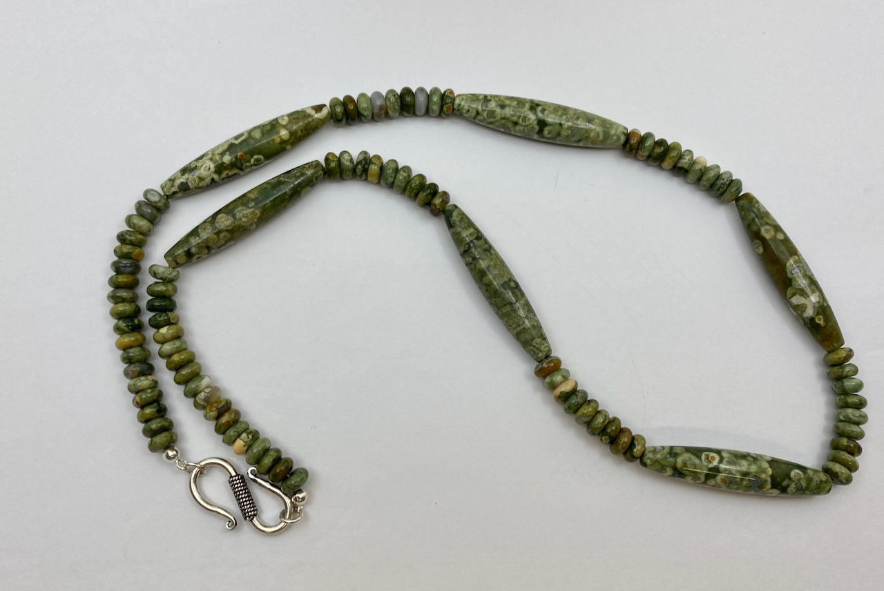 Regenwald - Rhyolith Edelstein Collier Kette 