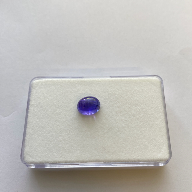 Tansanit Cabochon oval 9x7mm Tansanit Cabochon oval 9x7mm