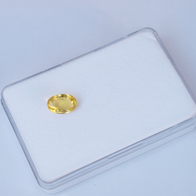 Beryll - Goldberyll facettiert oval  9x6mm