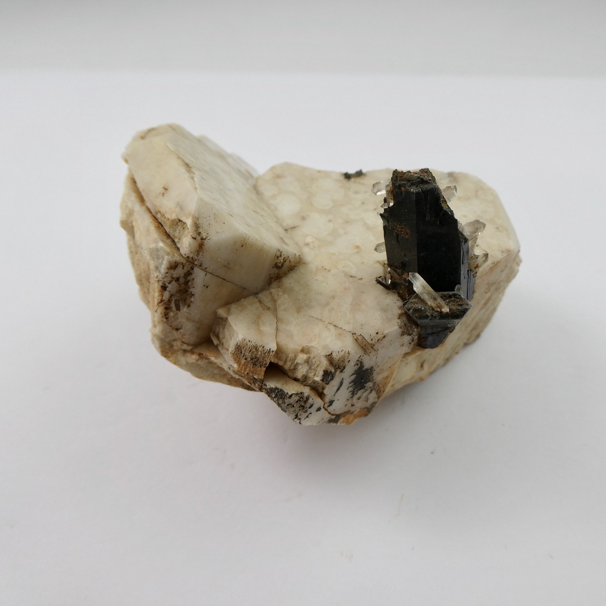 Aegirin auf Feldspat Naturkristall Gruppe Aegirin auf Feldspat Naturkristall Gruppe