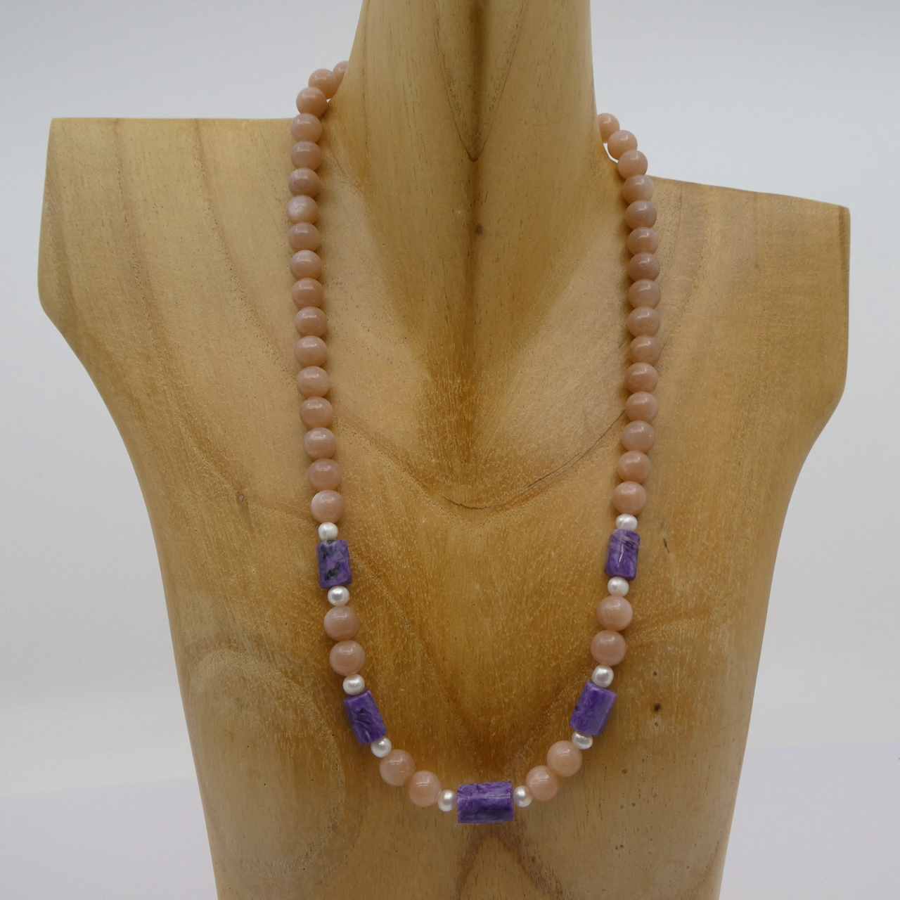 Charoit - Mondstein - Perlen Edelstein Design Collierkette