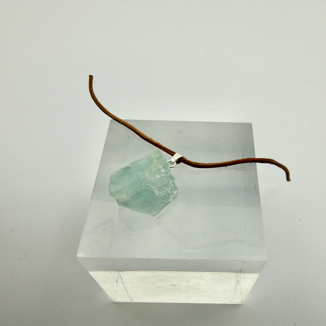 Aquamarin Natur Kristall Anhänger Silber