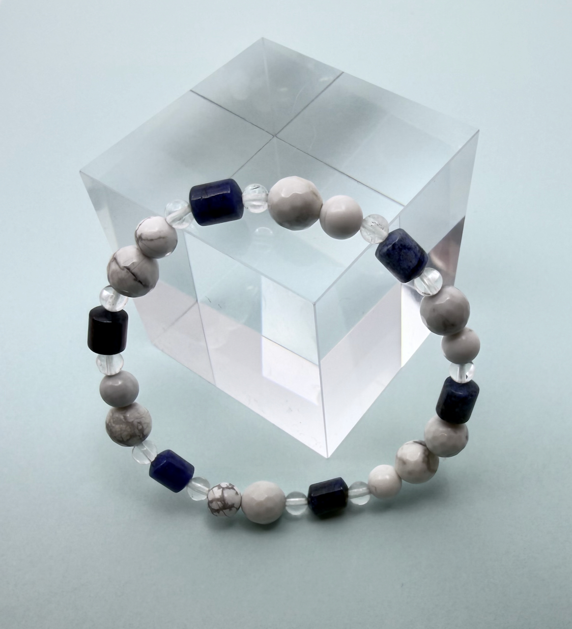 Dumortierit - Magnesit - Bergkristall Design Armband