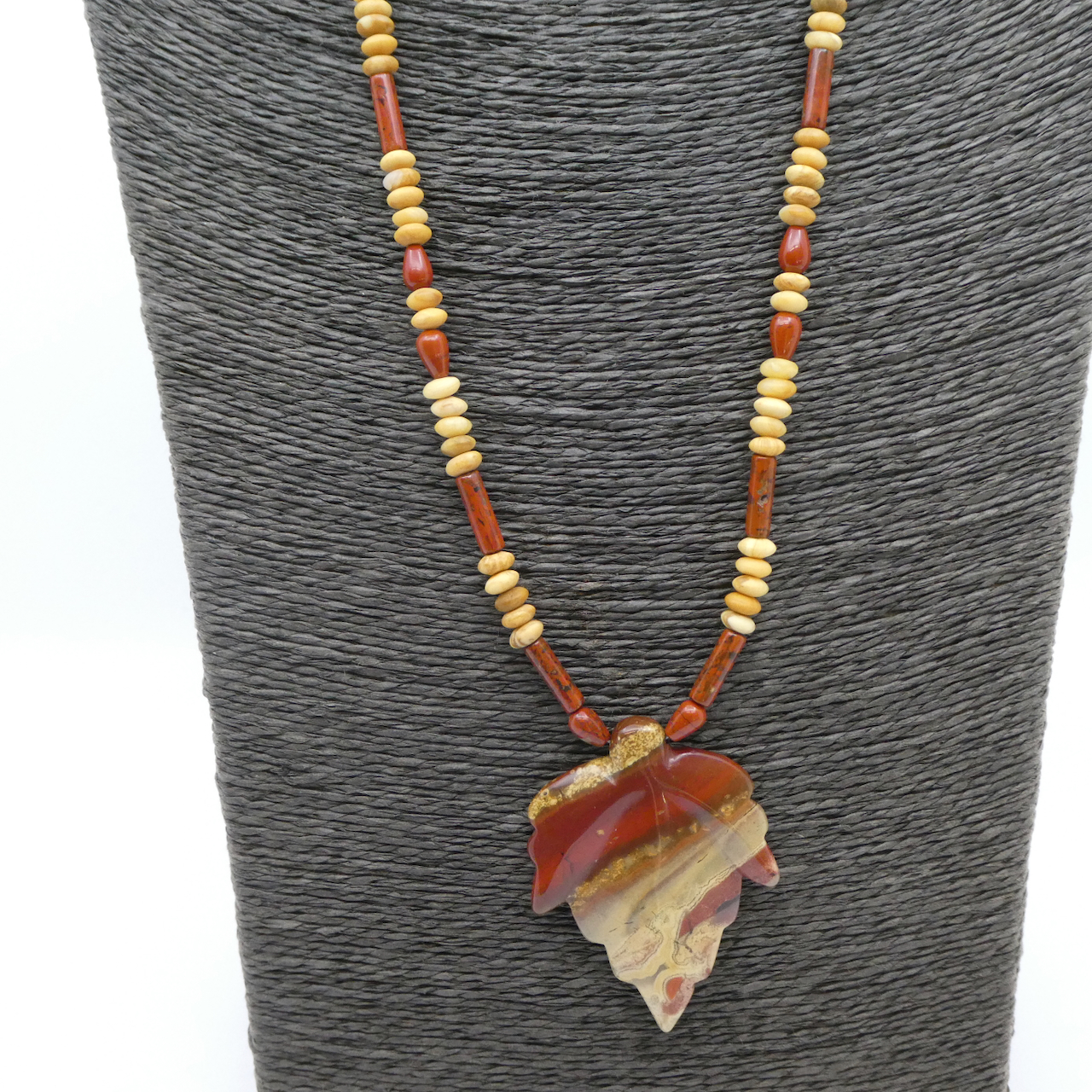 Jaspis Blatt - Jaspis gelb und rot Edelstein Design Collierkette