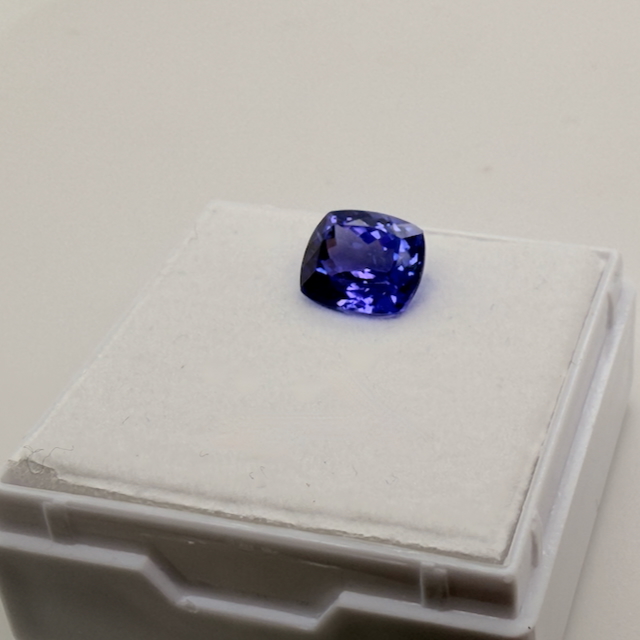 Tansanit facettiert 3,4Karat