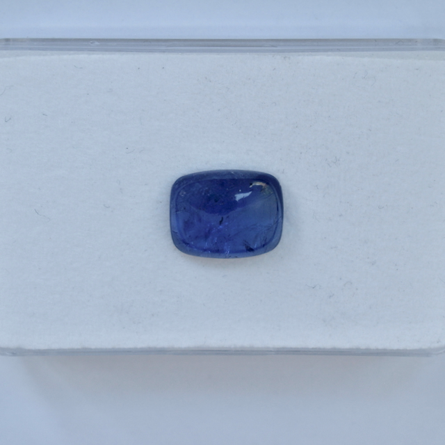 Tansanit Cabochon cushion 5,9Karat Tansanit Cabochon cushion 5,9Karat