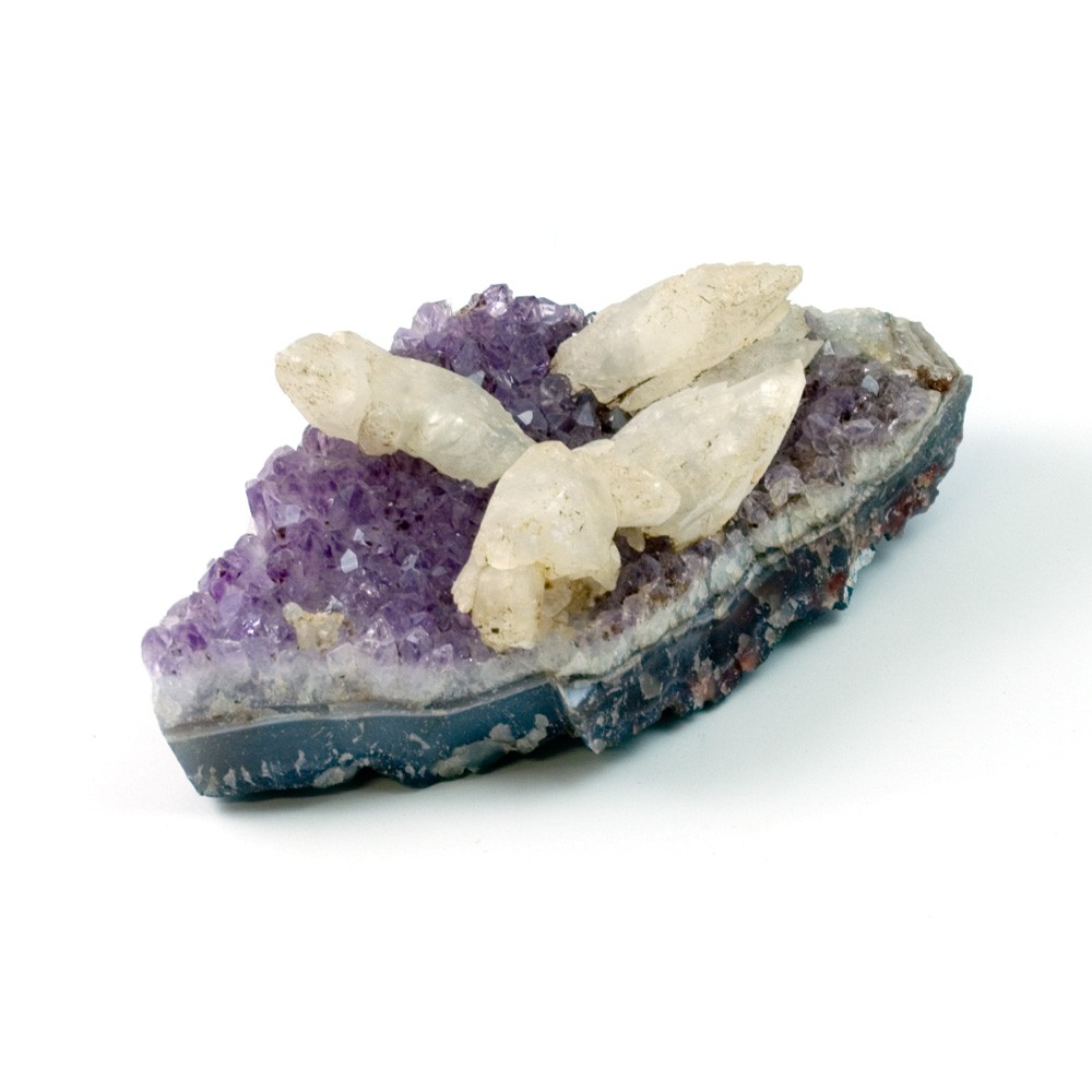 Amethyst mit Calcit und Achatmantel Amethyst mit Calcit und Achatmantel