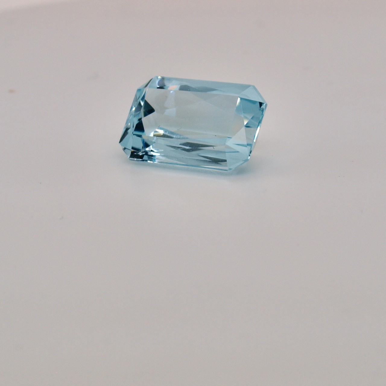 Aquamarin facettiert achteck 17mm Aquamarin facettiert achteck 17mm