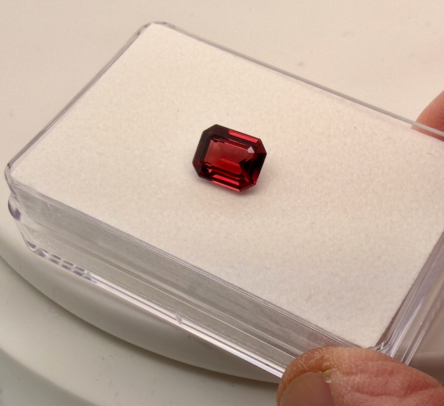 Granat Rhodolith facettiert 9x7mm achteck rectangel