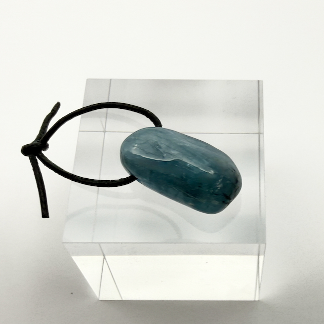 Aquamarin Trommelstein Anhänger