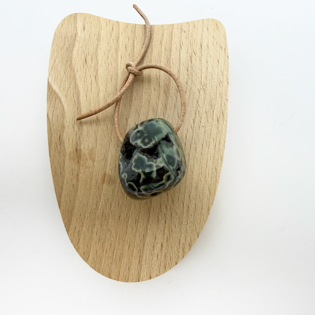 Ozeanachat - Ozeanjaspis Anhänger Trommelstein gebohrt